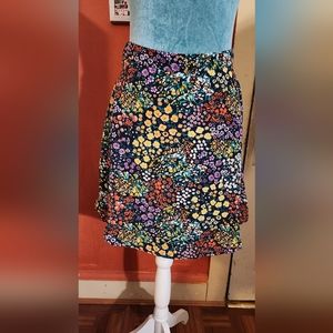 Multicolor gap skirt